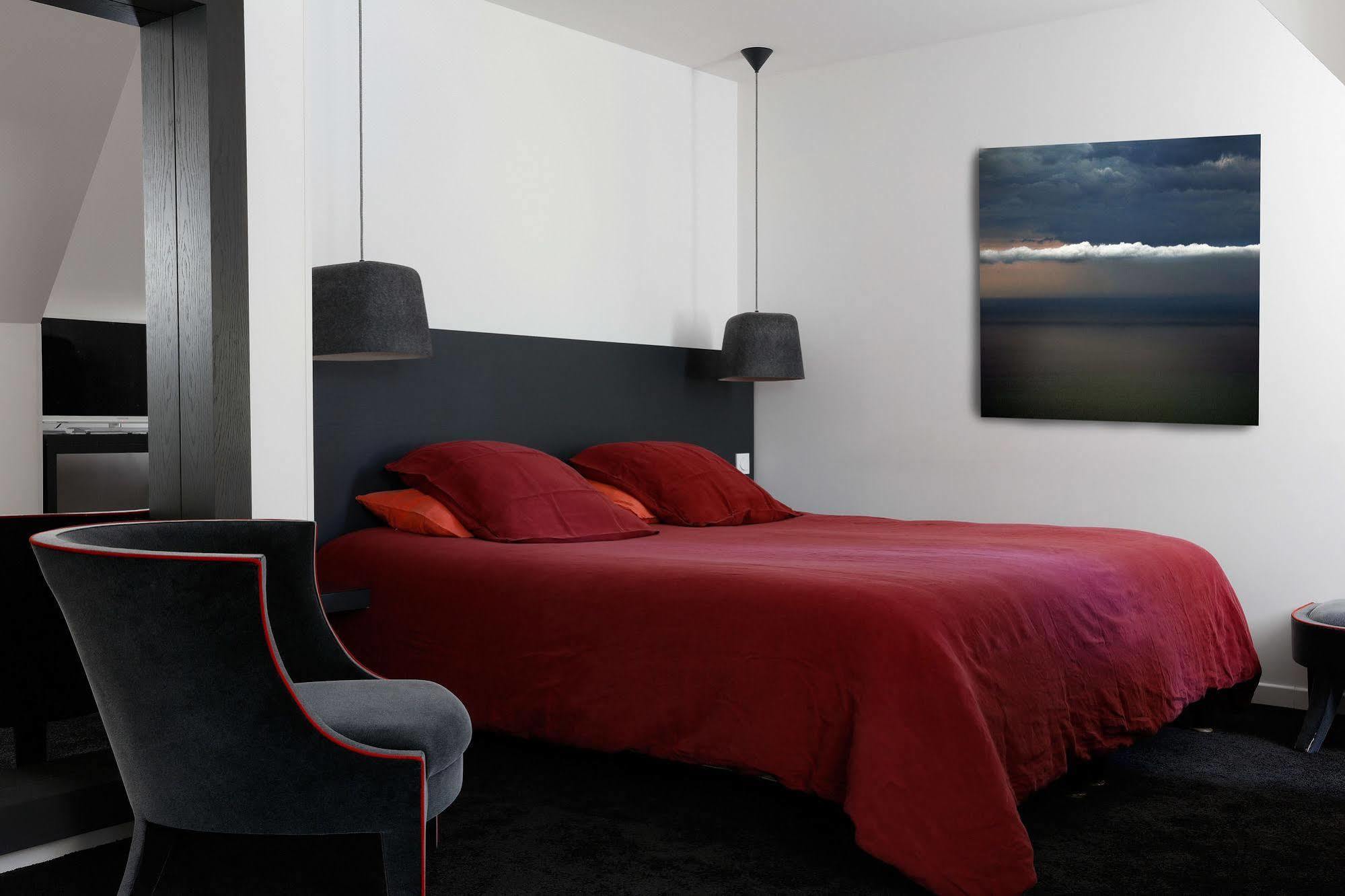 La Chaumiere Hotel องเฟลอร์ ภายนอก รูปภาพ