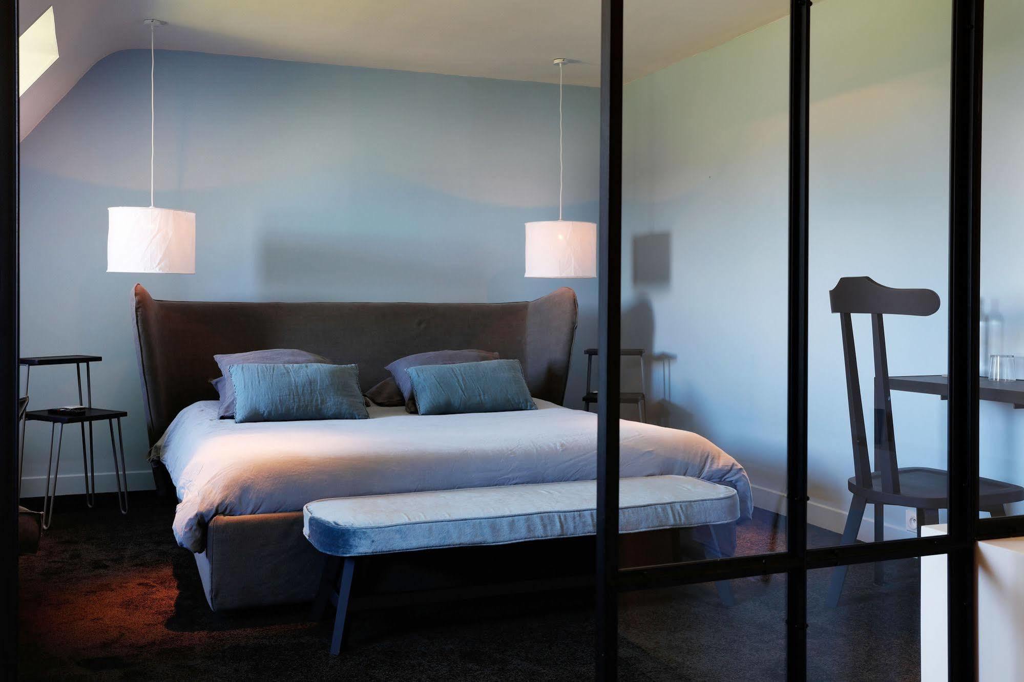 La Chaumiere Hotel องเฟลอร์ ภายนอก รูปภาพ