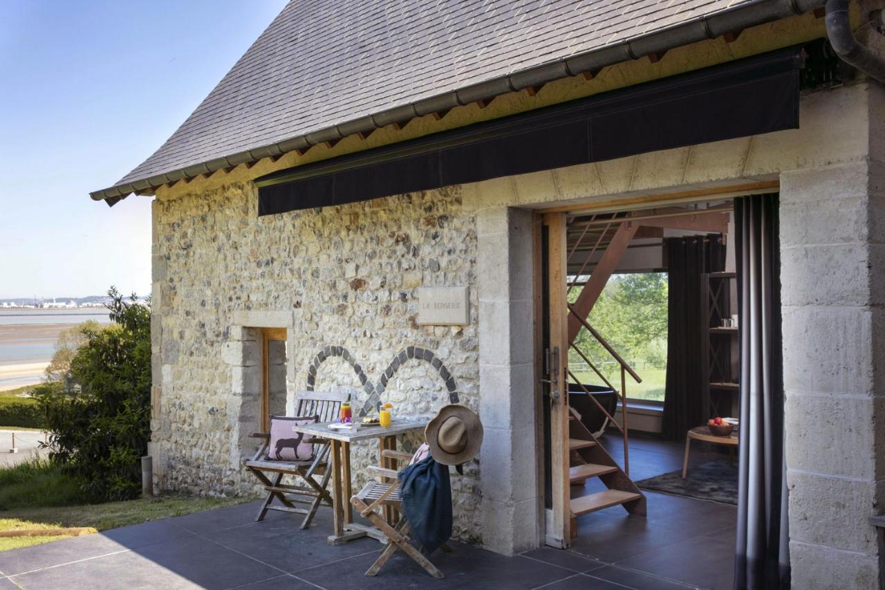 La Chaumiere Hotel องเฟลอร์ ภายนอก รูปภาพ